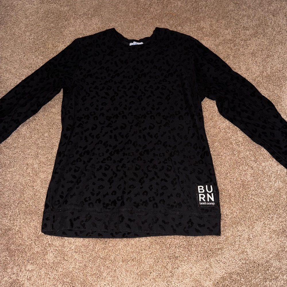 Burn Boot Camp Women's Black Leopard Long Sleeve Tee